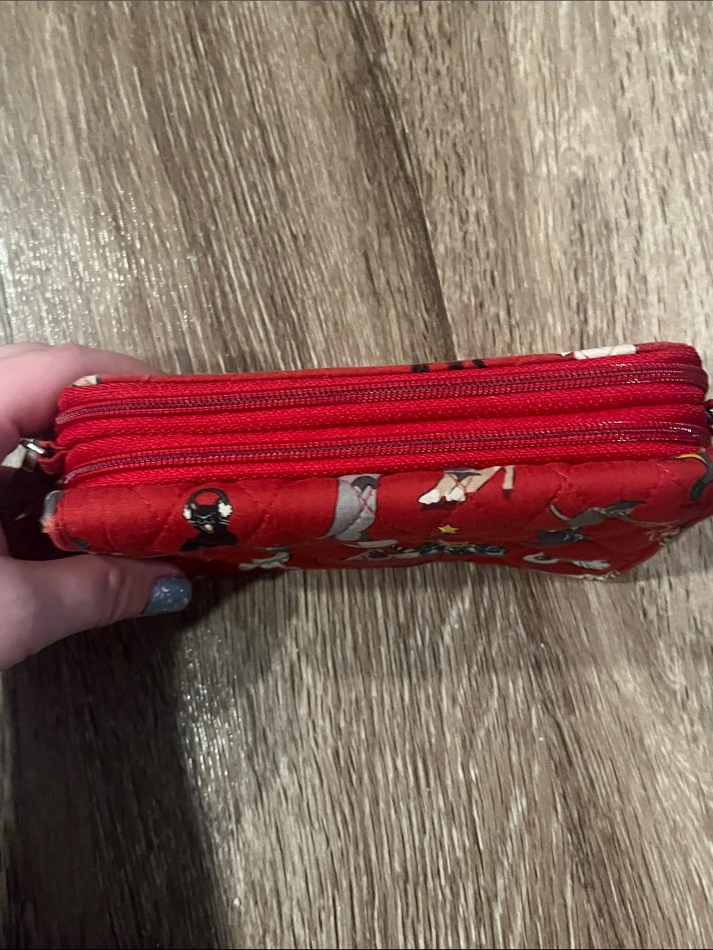 Vera Bradley Red Quilted “Holiday Cat”Pattern Wristlet Wallet - Picture 6 of 15